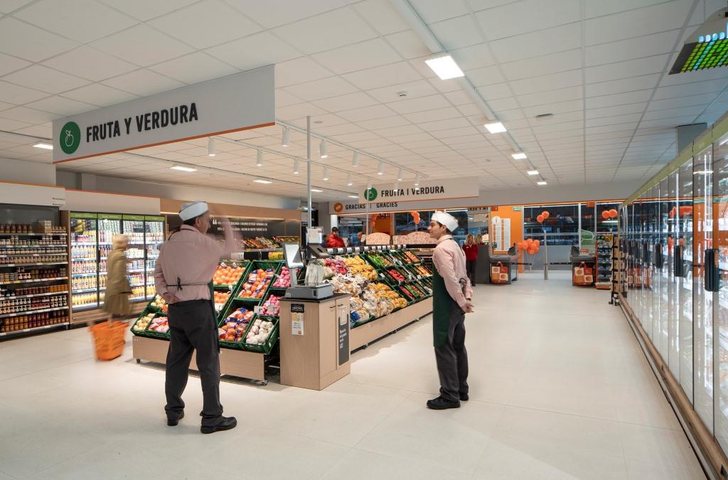 Consum ha implantado en el 100% de su red de supermercados la semana laboral de 5 días